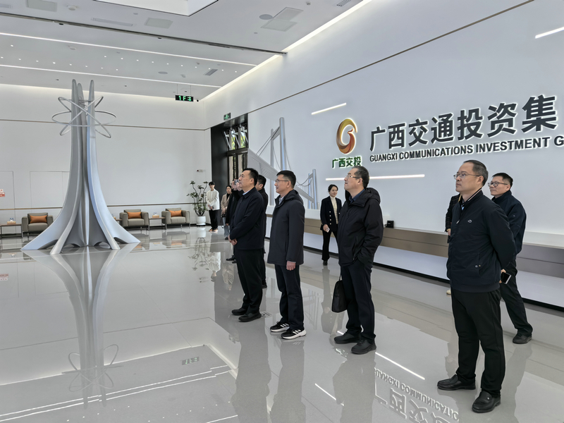 参观广西交投展览馆_1.jpg
