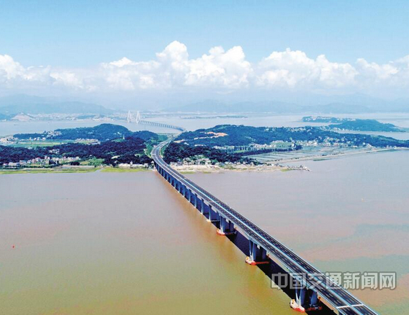 乐清湾大桥9月28日通车.jpg